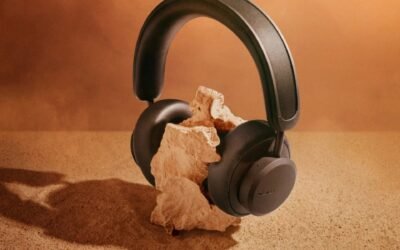 These Solar-Powered Headphones Let You Ditch the Charger