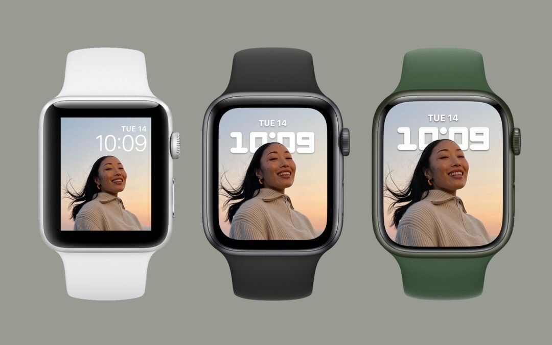 8 Best Smartwatches (2023): Apple Watch, Wear OS 3, Hybrid Watches